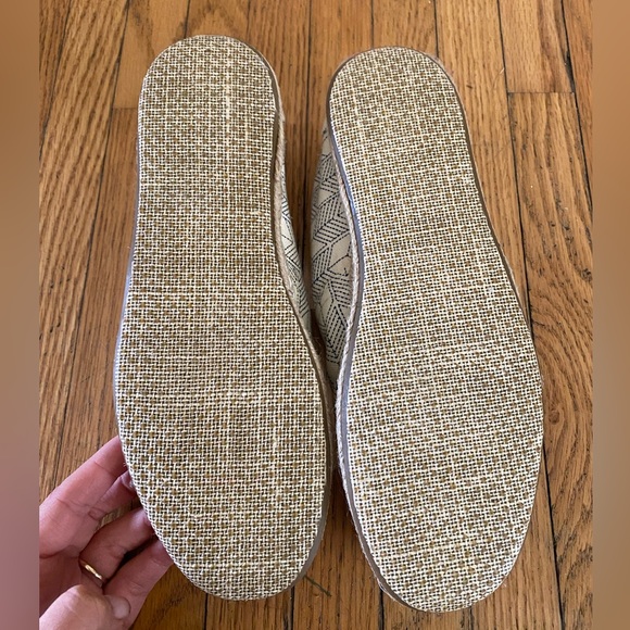 TOMS W6.5 Patterned Print - Picture 3 of 3